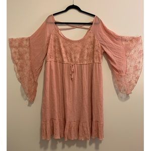 WORN ONCE Bohemian Bell-Sleeved 2X Dress with Lace